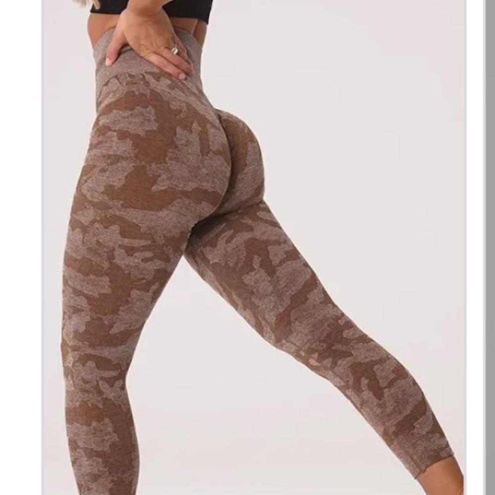 NWT NVGTN Brown Camo Leggings